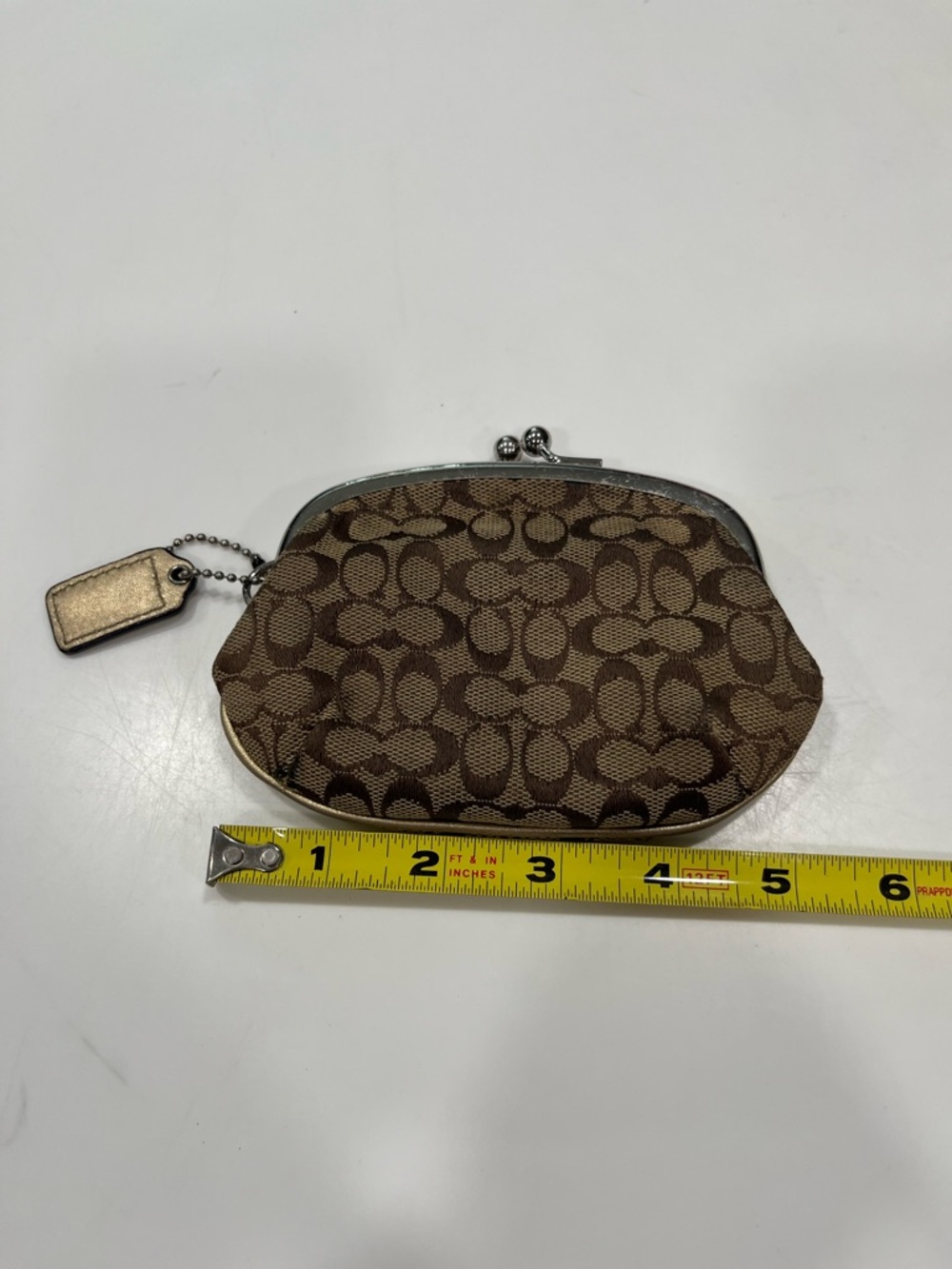 Coach Brown Signature Canvas Kiss-Lock Coin Pouch with Tag - Picture 5 of 7